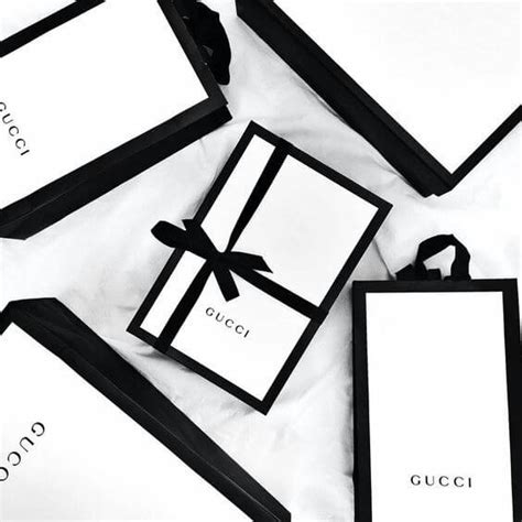 black gucci packaging